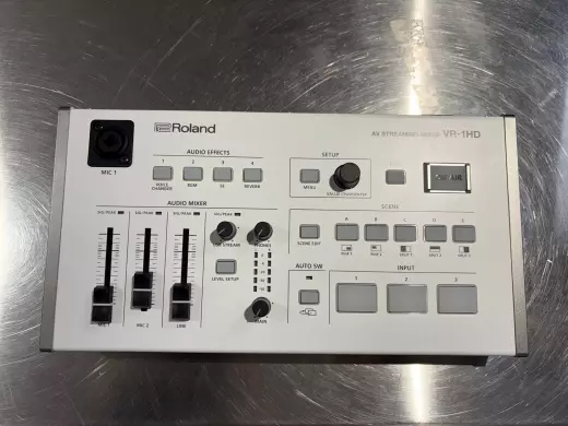 Roland - VR-1HD
